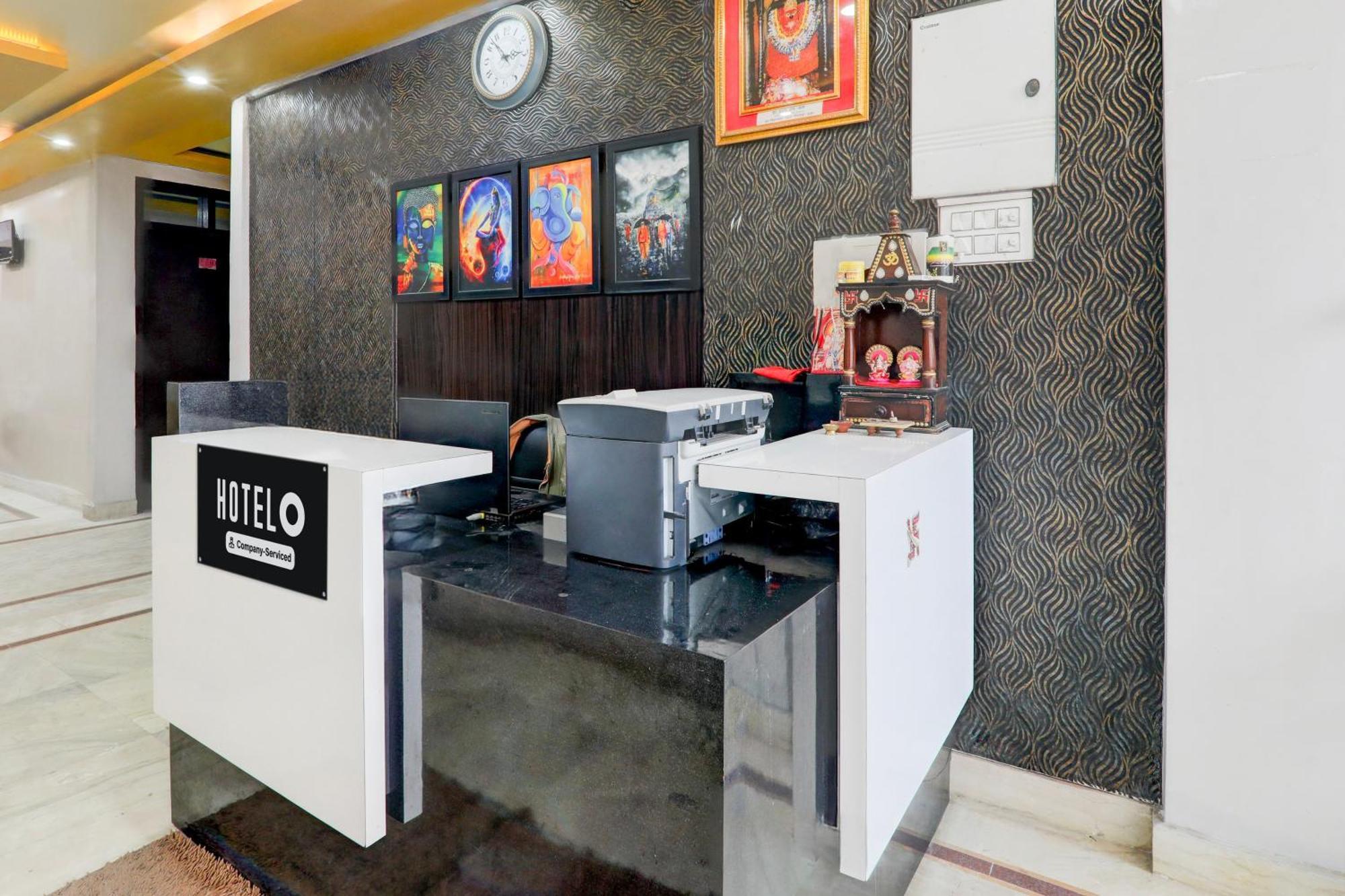 Super Hotel O Insaf Nagar Munshipuliya Formerly Vibrant Chinhat Exterior photo