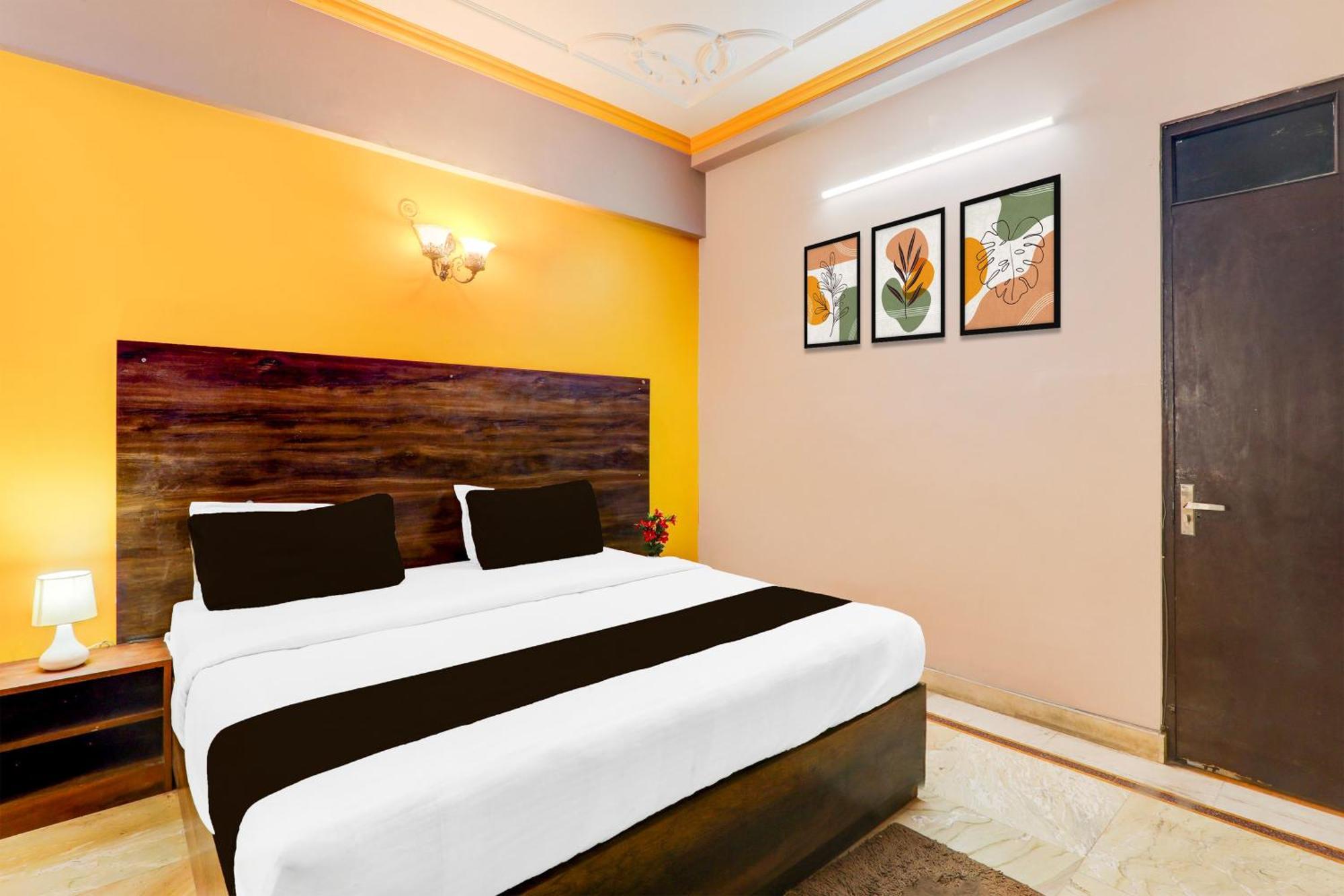 Super Hotel O Insaf Nagar Munshipuliya Formerly Vibrant Chinhat Exterior photo
